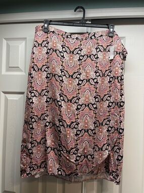 Maurices 16W Skirt New With Tags Paisley Print Knee Length High Rise